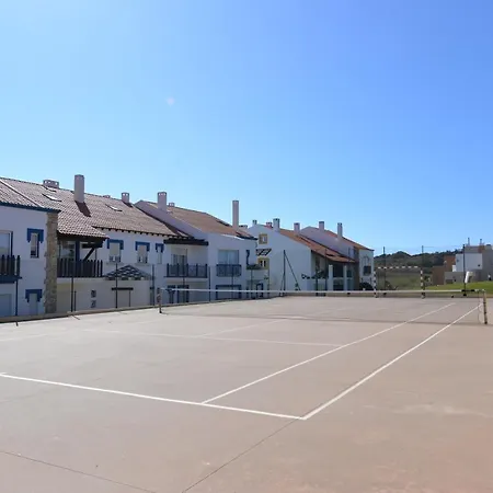 Sunset - Fantastic 1 Bedroom Sleeps 4 In Amazing Complex São Martinho do Porto